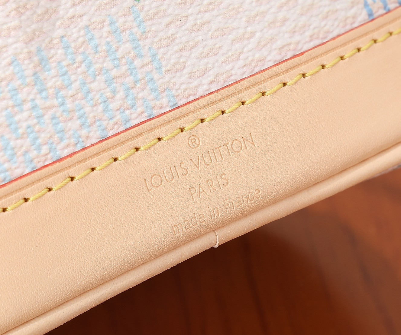 LV Nano Noé N40640 13 x 16 x 10 cm