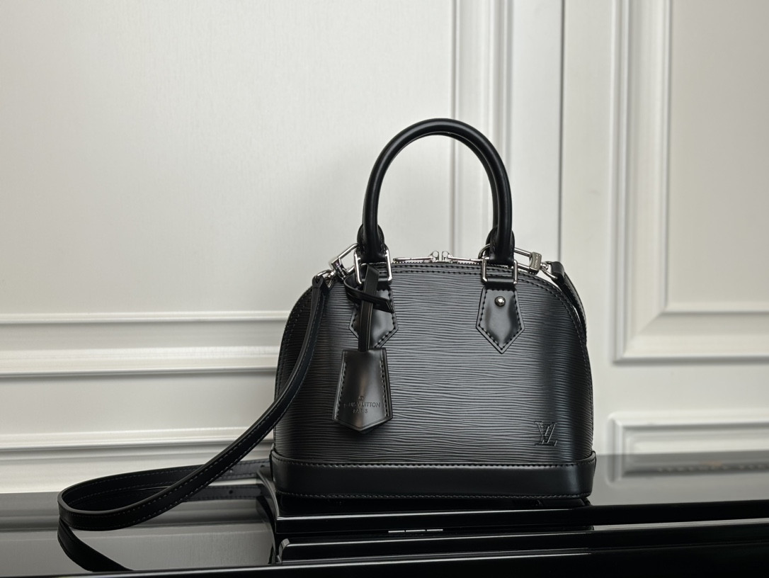 LV Alma BB M24645 23.5 x 17.5 x 11.5 cm