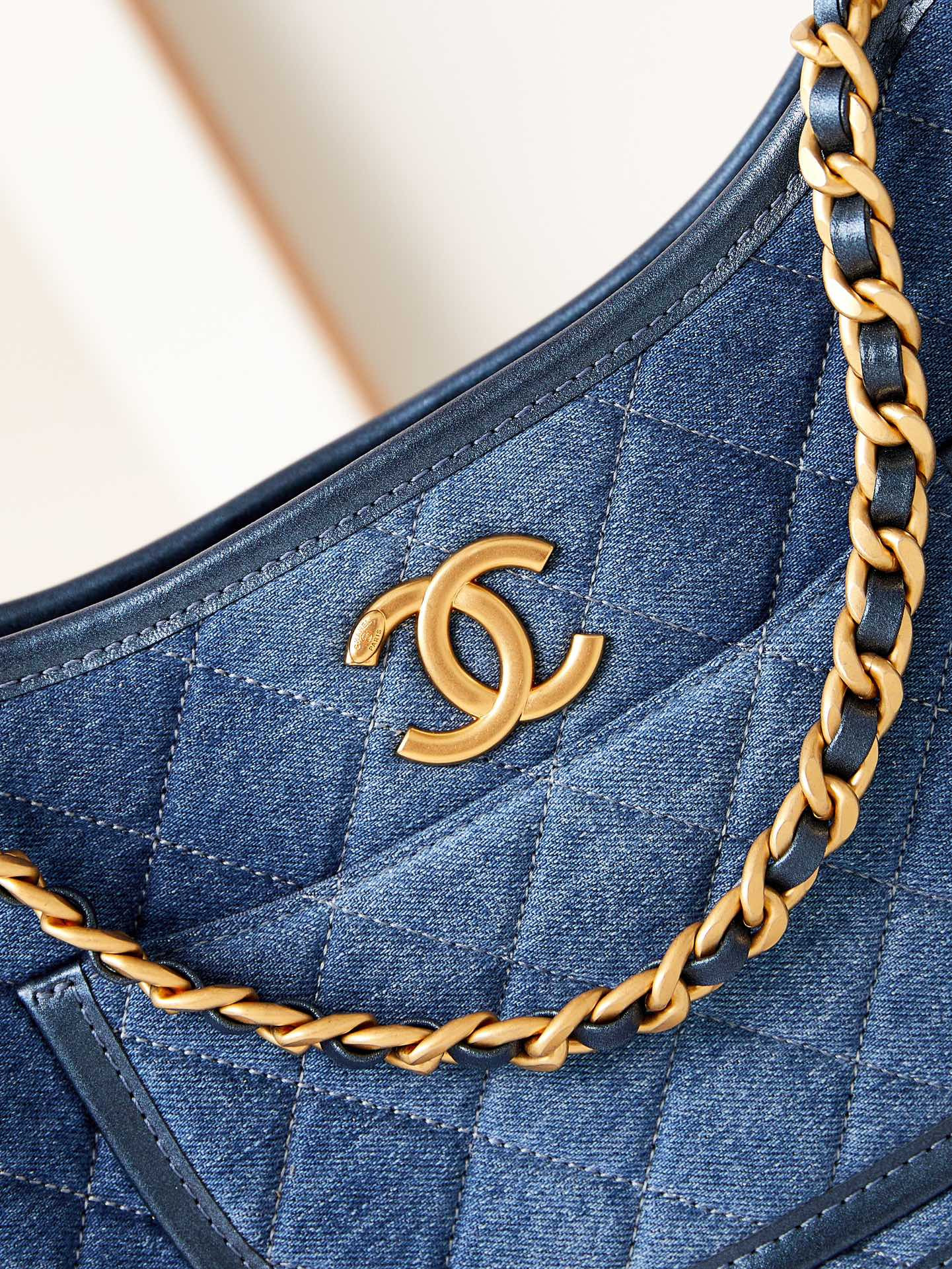 Ch*el 24s denim retro hobo bag 20x24x6cm