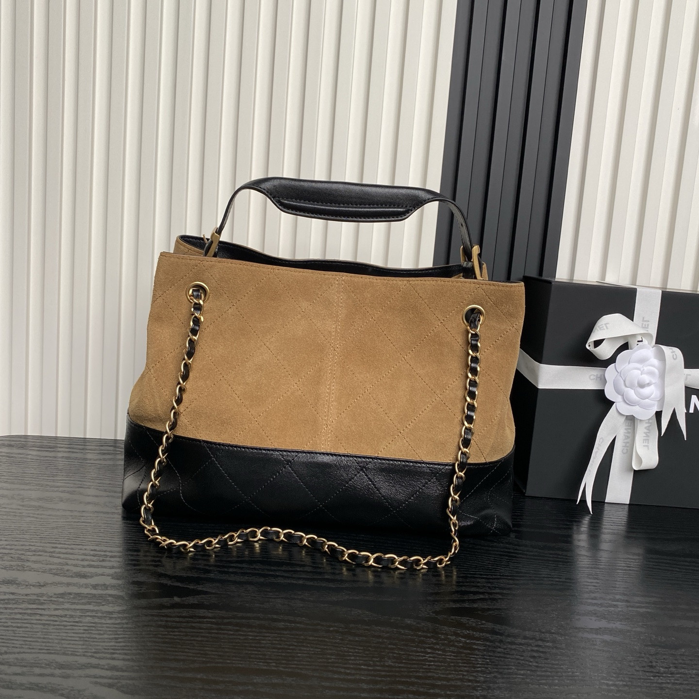 Ch*el small shopping bag as5634 24x36x14cm