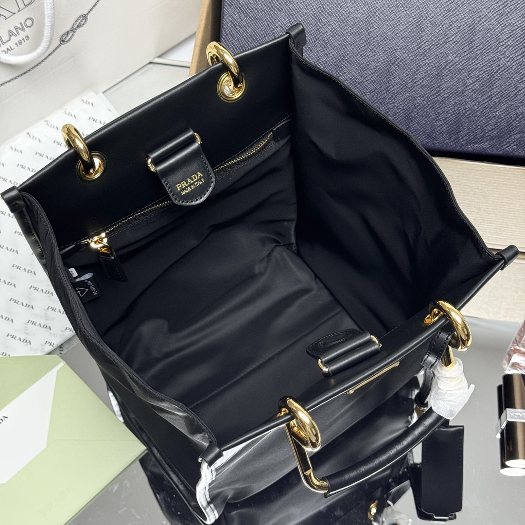 Pra*a re-nylon and leather tote bag 23x28.5x15cm