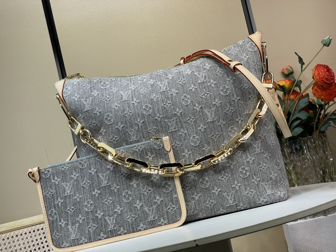 LV Coussin Hobo MM M13390 38x33x10cm
