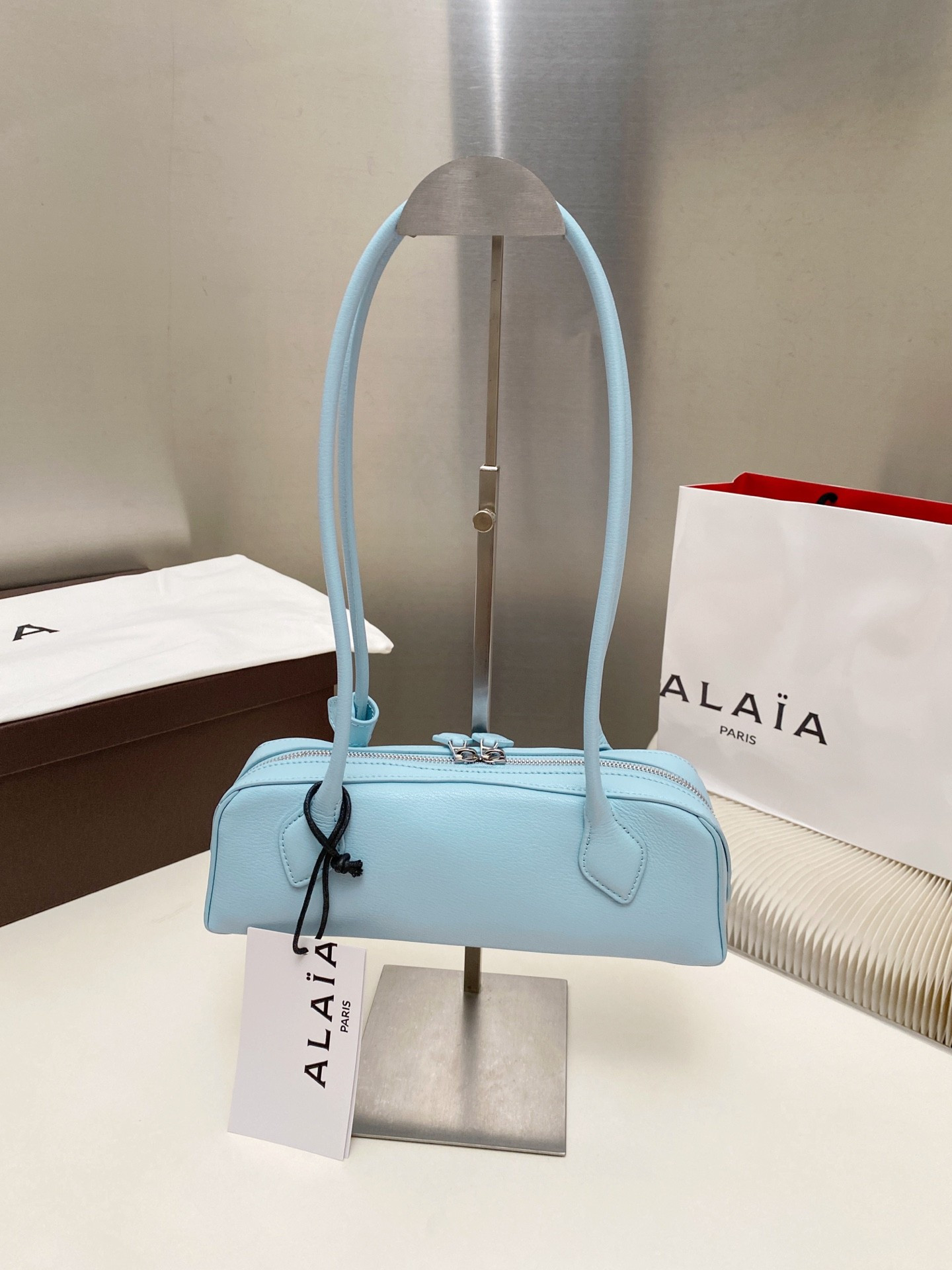 ALAÏA LE TECKEL SMALL BAG 27x9x8cm
