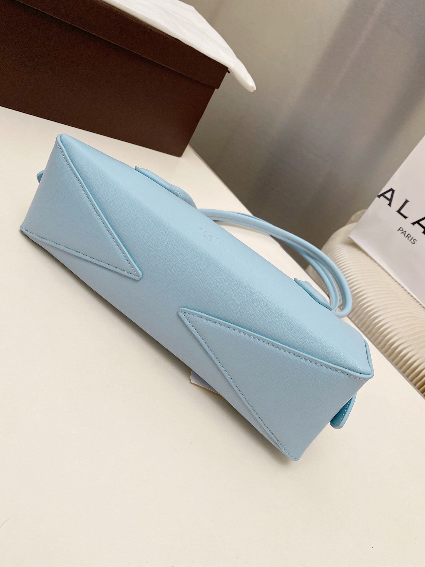 ALAÏA LE TECKEL SMALL BAG 27x9x8cm