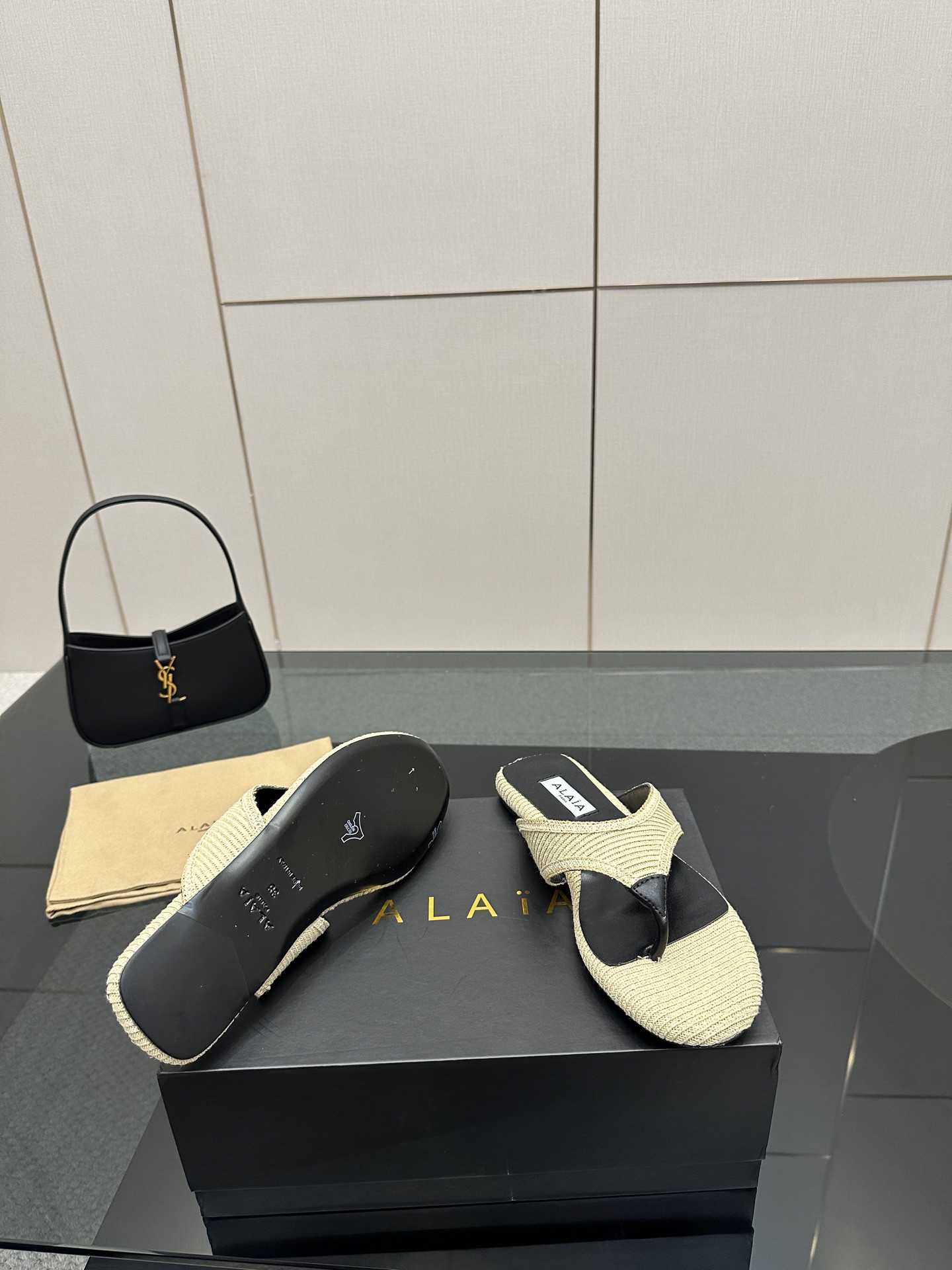 UA Alaia Triangle Flat Slides(Customized Size 7-10 days production time)