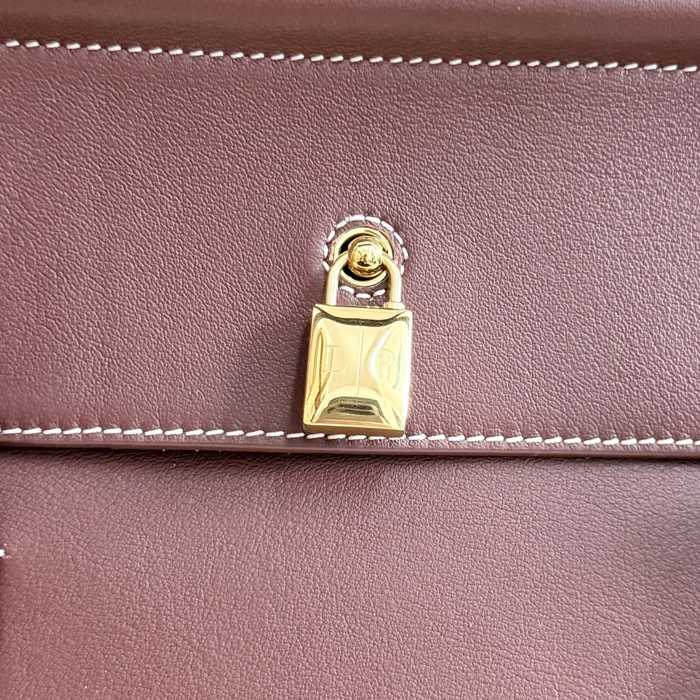 L**o p*ana loom l32 calfskin 33x23x18cm