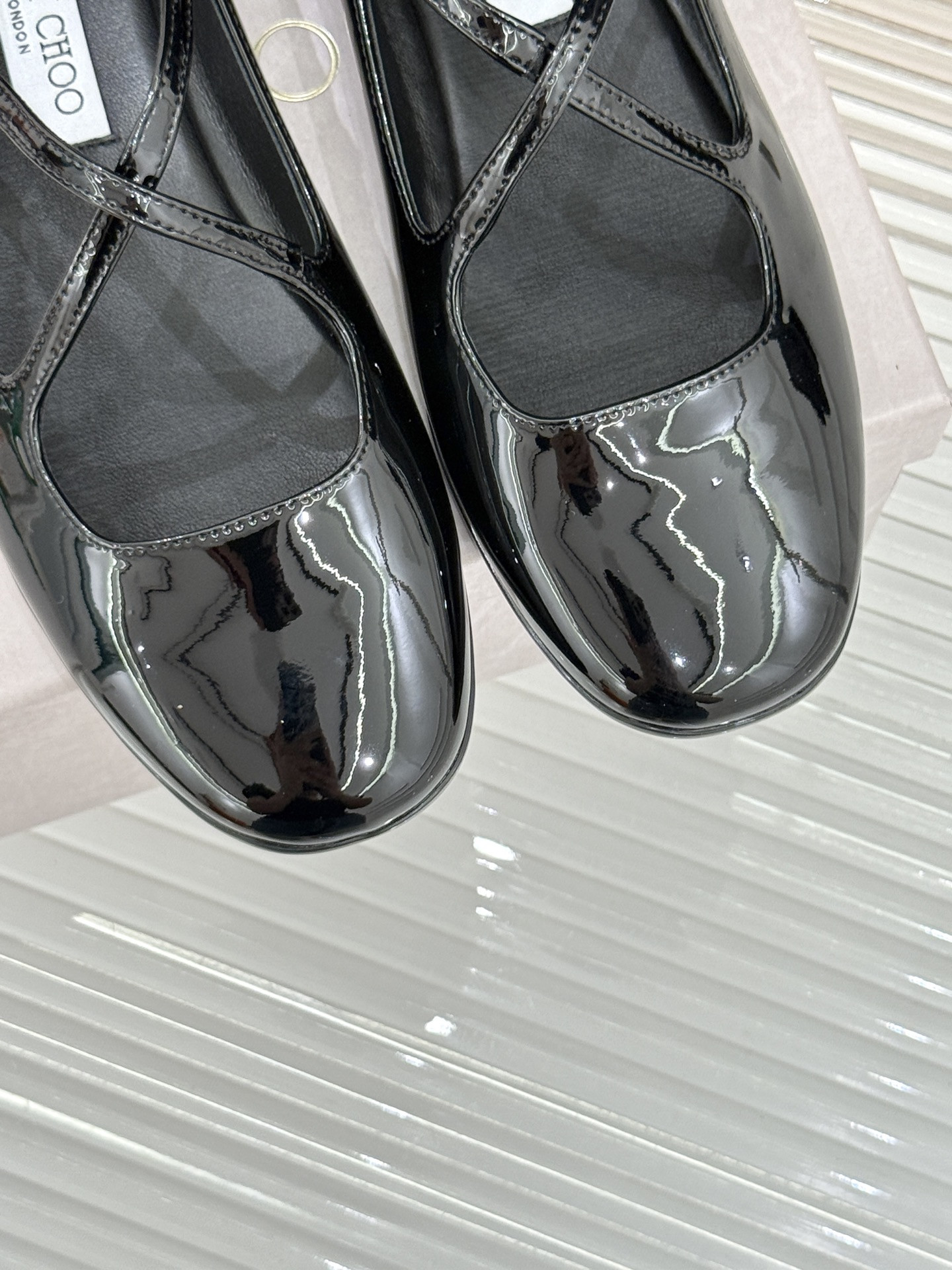 ua Ji*y Ch* eleri ballet flats