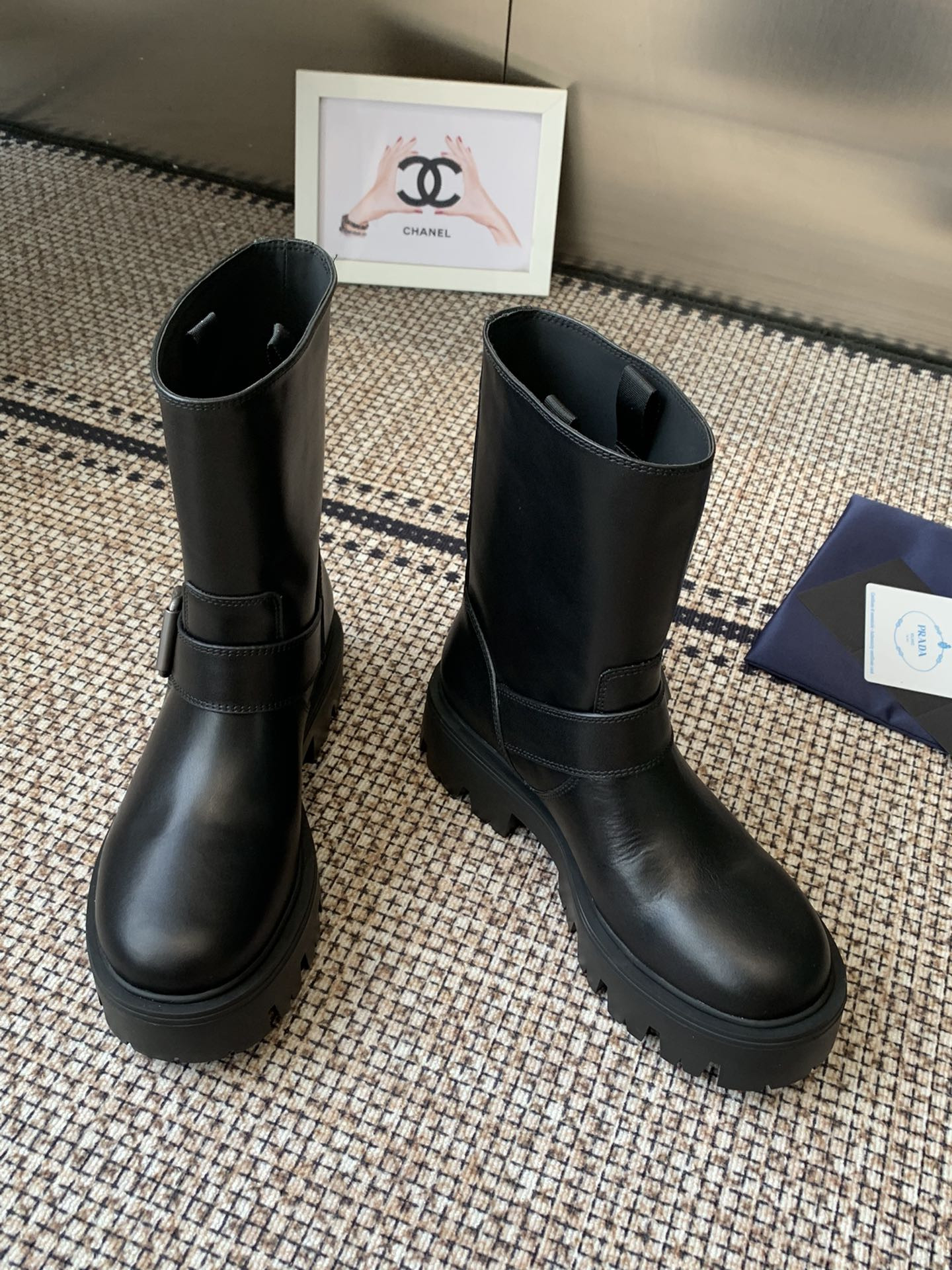ua Pra*a boot