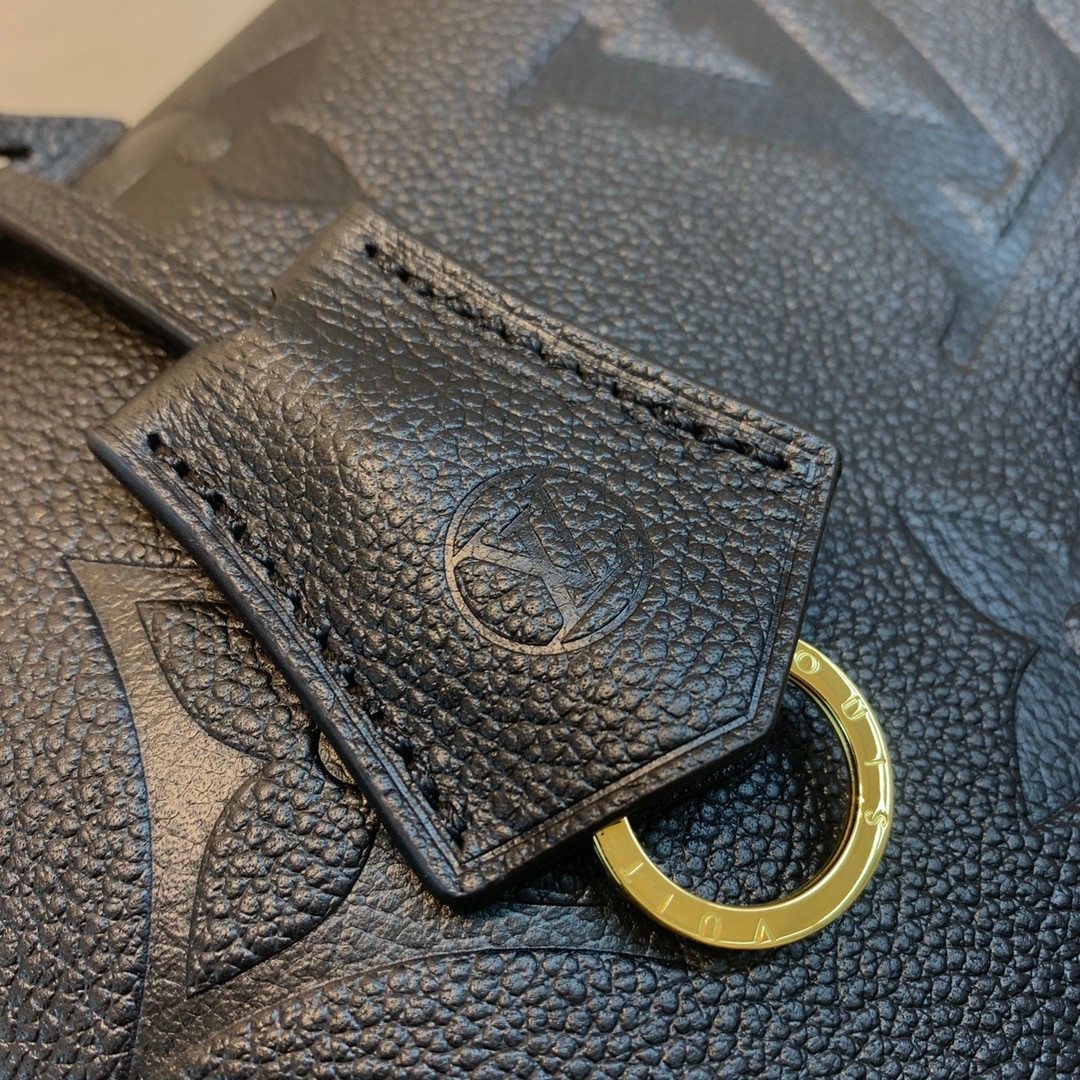 LV MADELEINE MM M45976