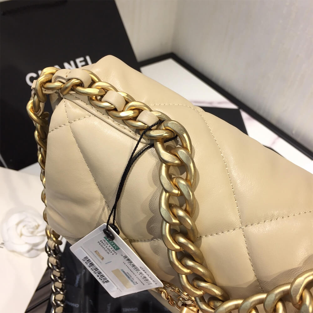 Ch*el 19 small flap bag